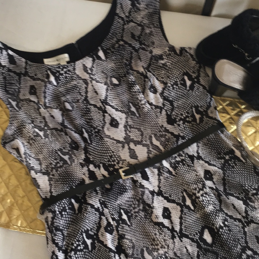 London Style Flattening Dress